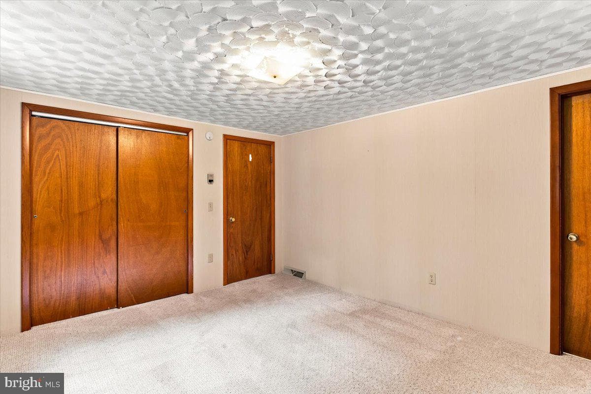 10627 New Germany Road photo 20