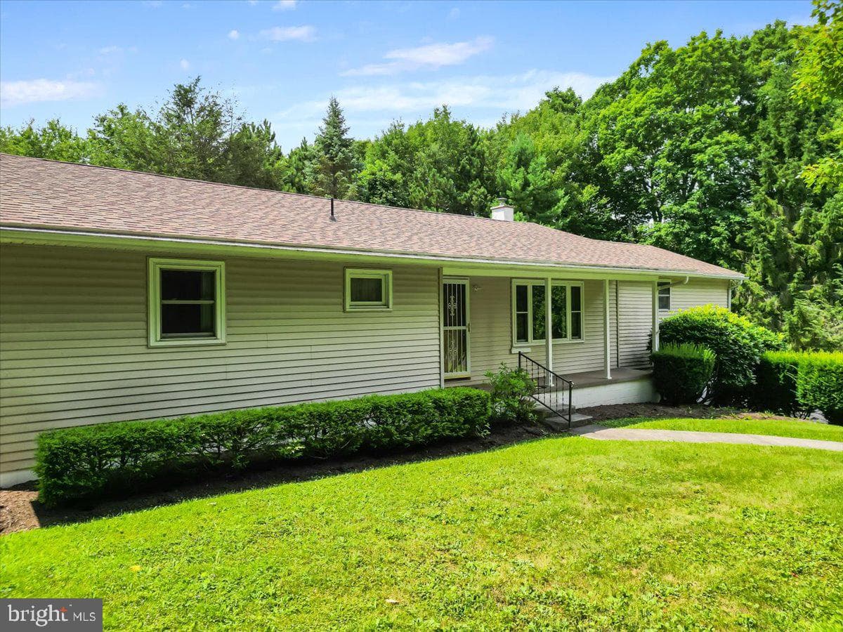 10627 New Germany Road photo 4