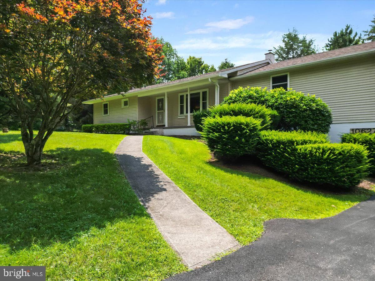 10627 New Germany Road photo 7