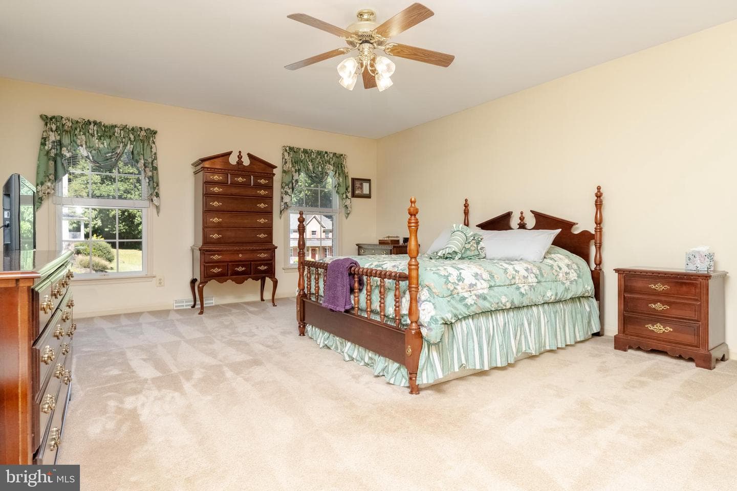 2303 Queensbury Drive photo 36