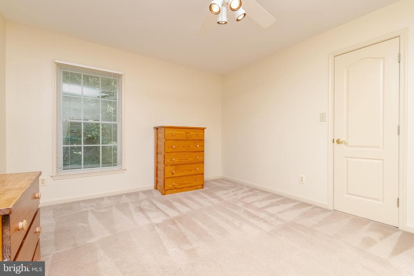 2303 Queensbury Drive photo 42