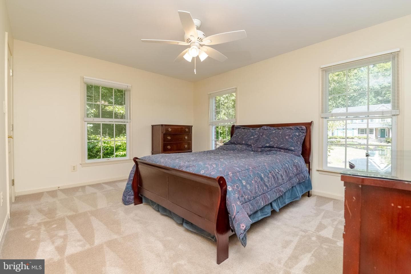 2303 Queensbury Drive photo 45