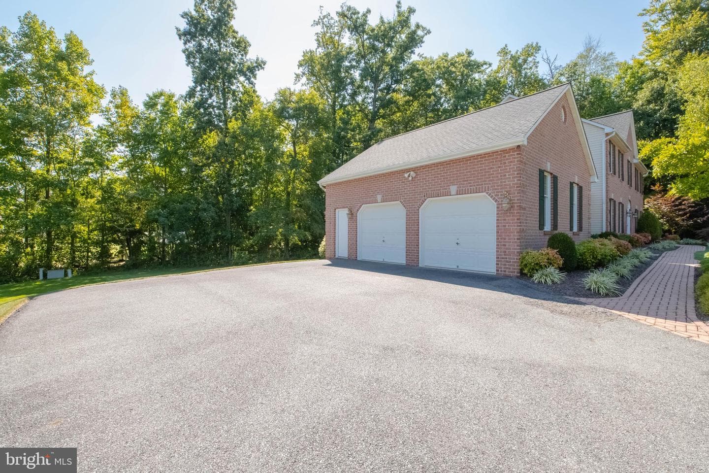 2303 Queensbury Drive photo 6