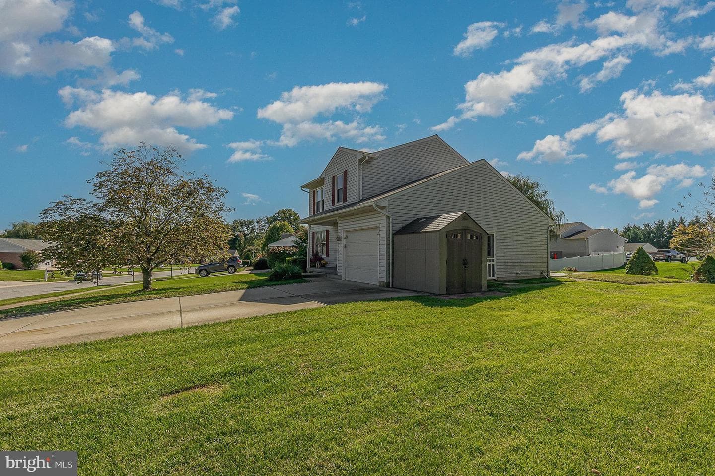 505 Old Stone Place photo 4