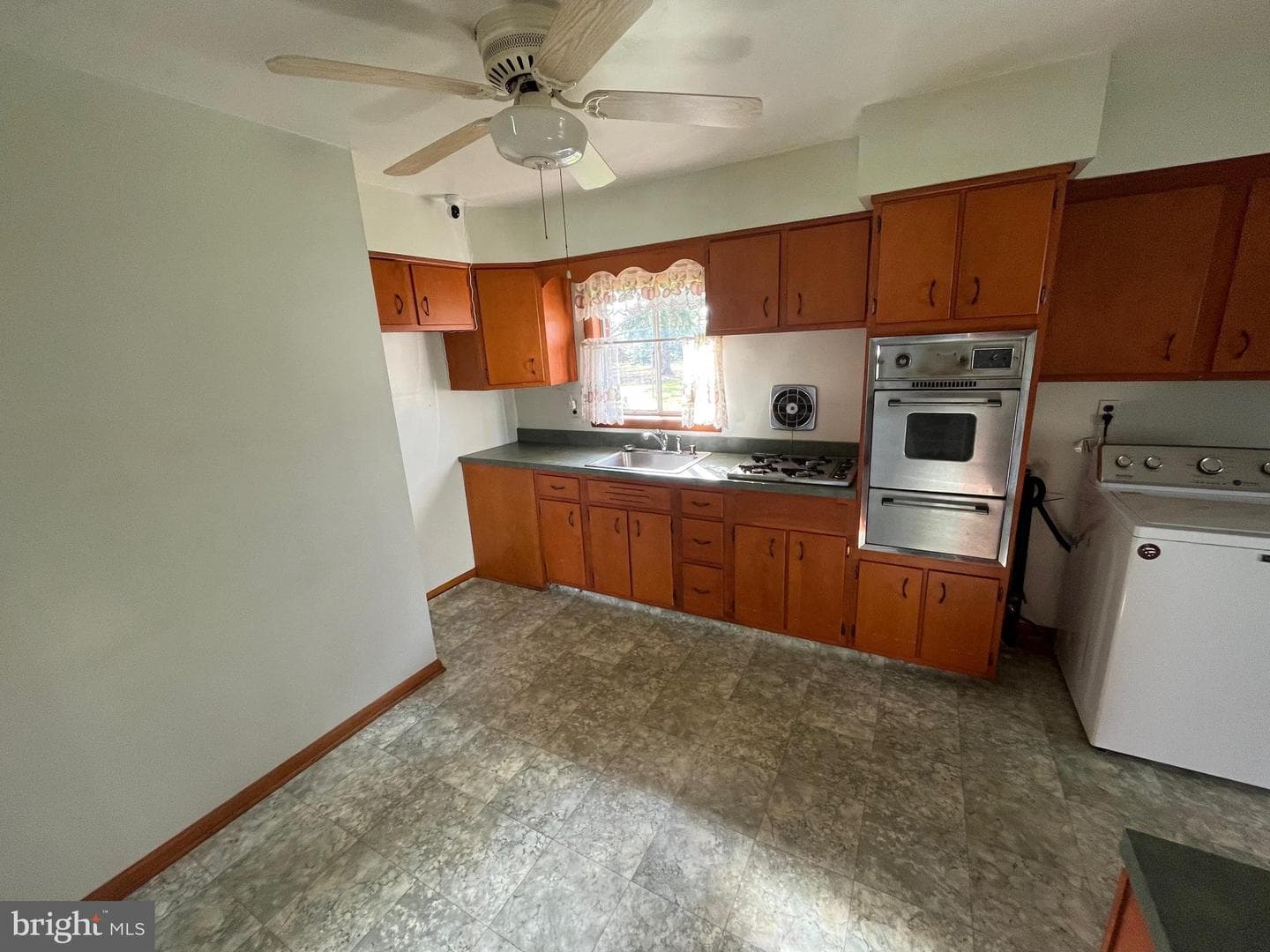 702 Old Fallston Road photo 6