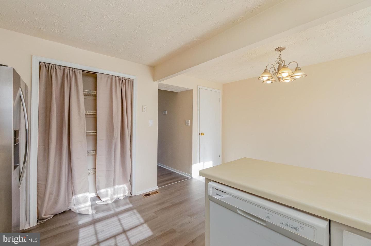 903 Hillswood Road photo 10