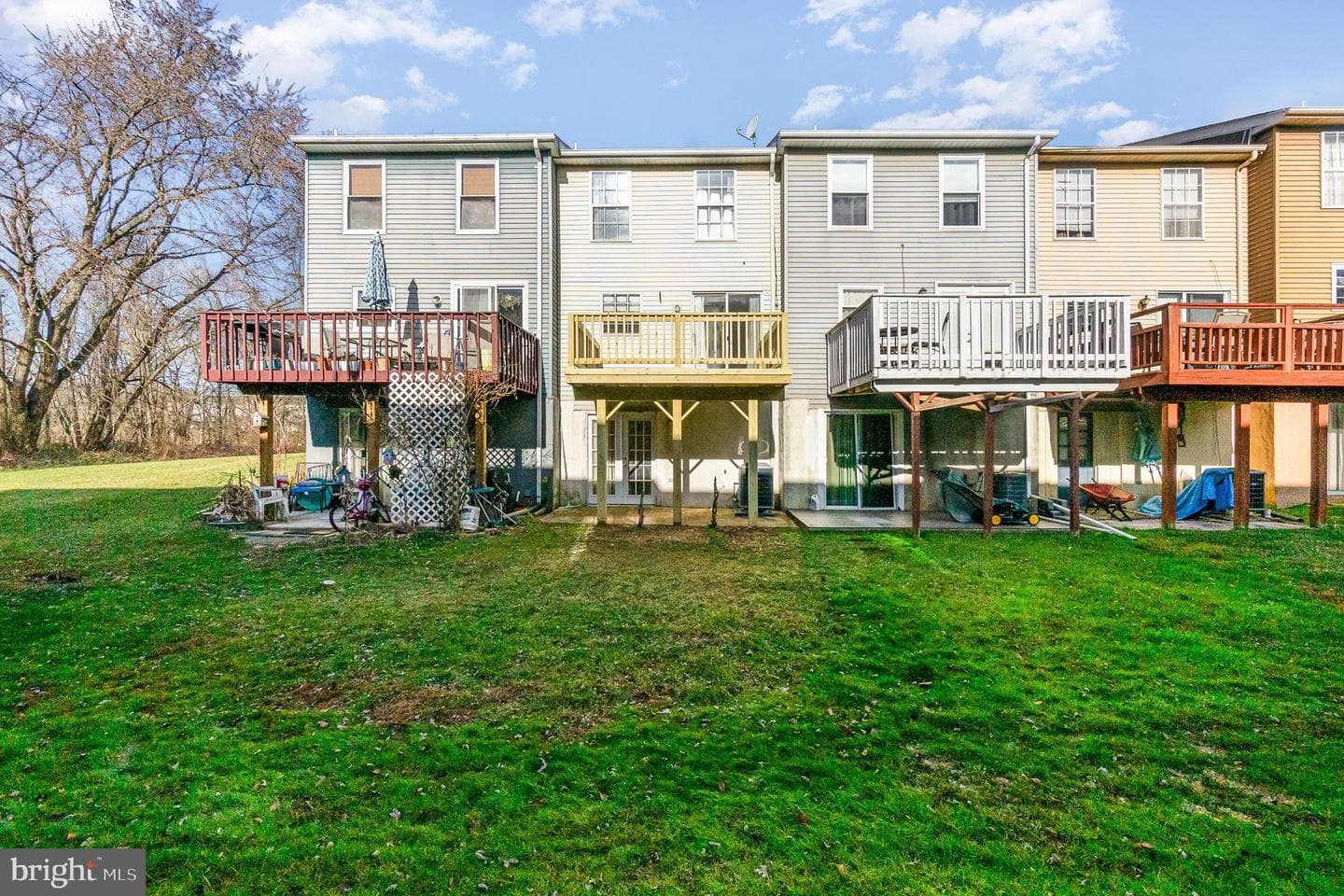 903 Hillswood Road photo 22