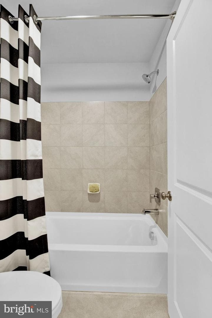 723 Pickerel Place photo 25