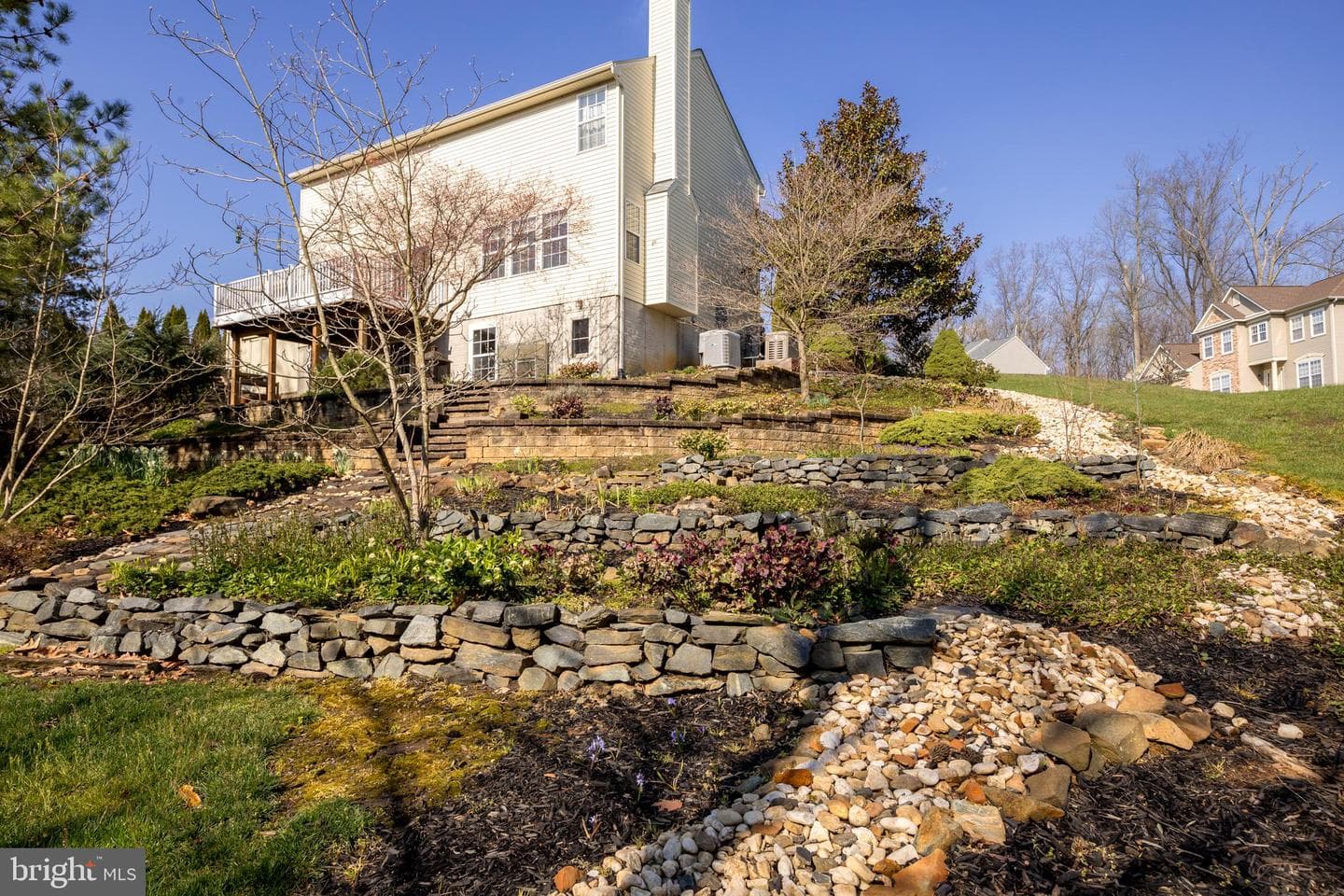 567 Beards Hill Road photo 36