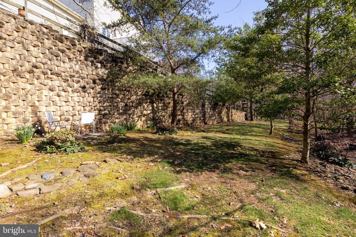 567 Beards Hill Road photo 37