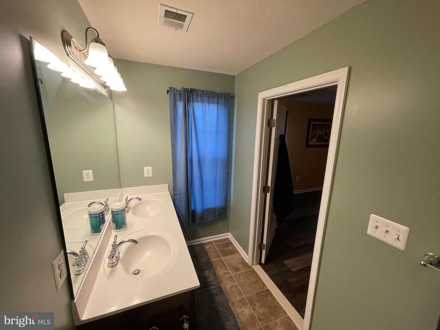 2927 Lomond Place #108 photo 18