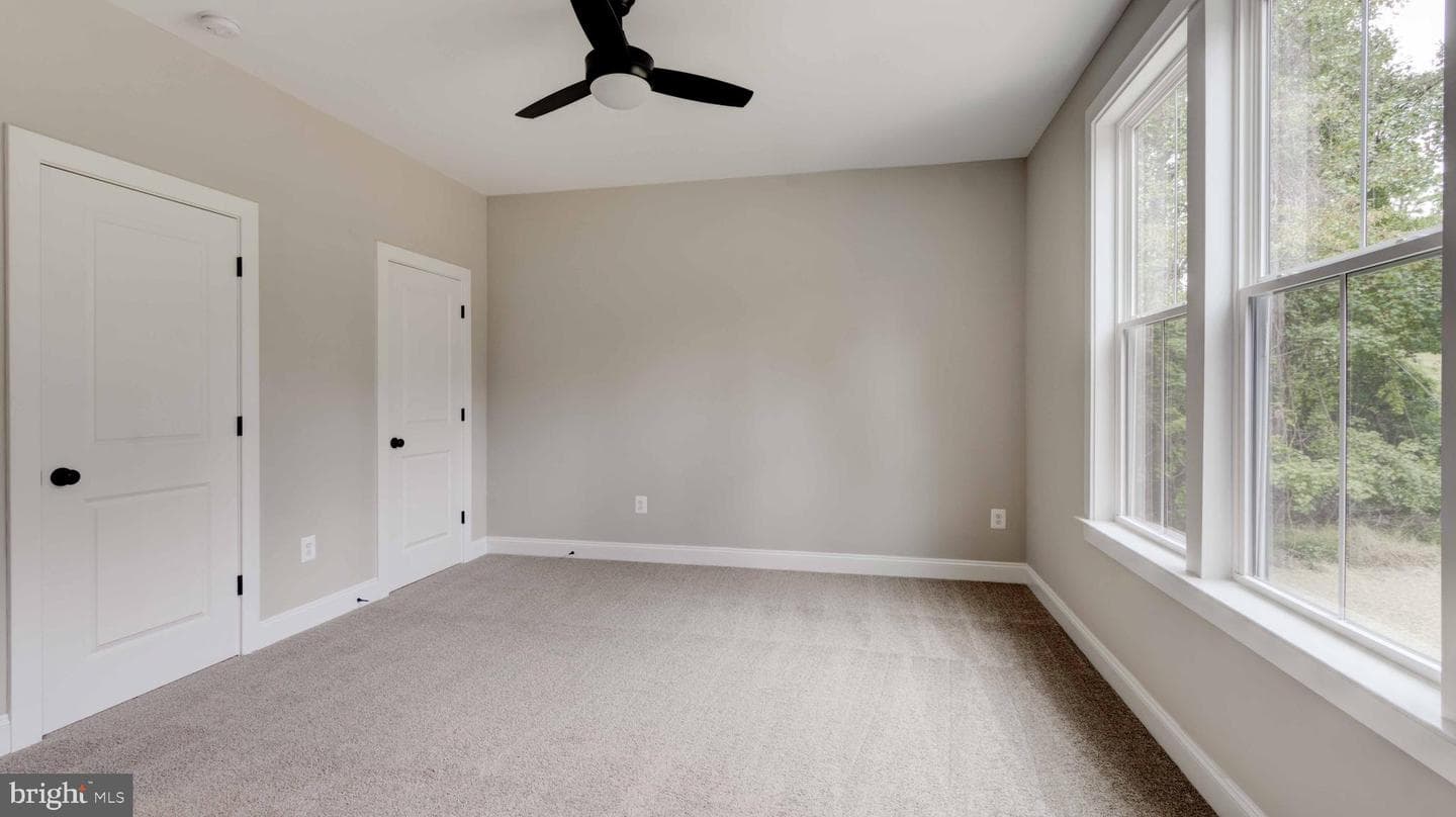 615 Loring Avenue photo 33