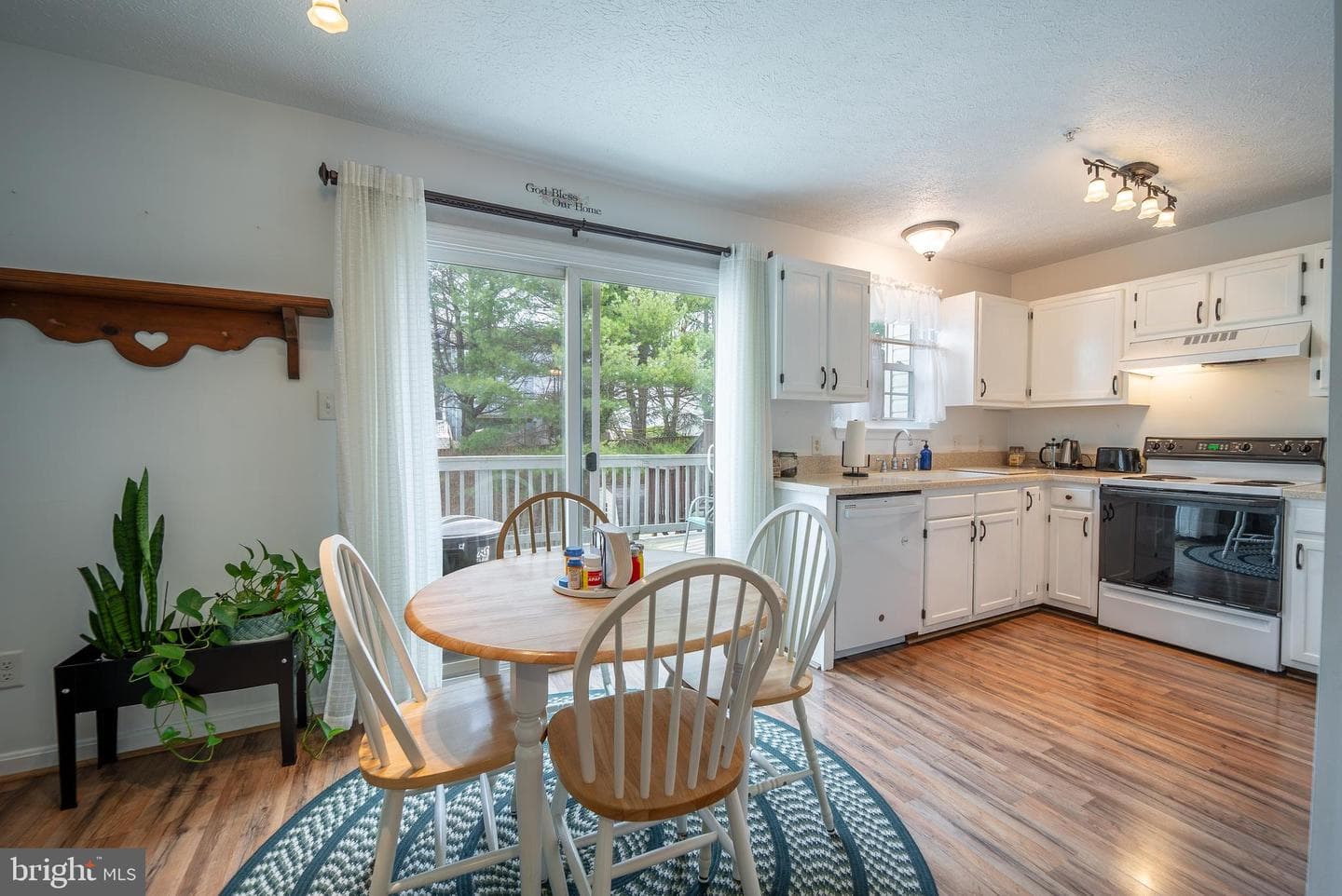 625 Stone Mill Court photo 8