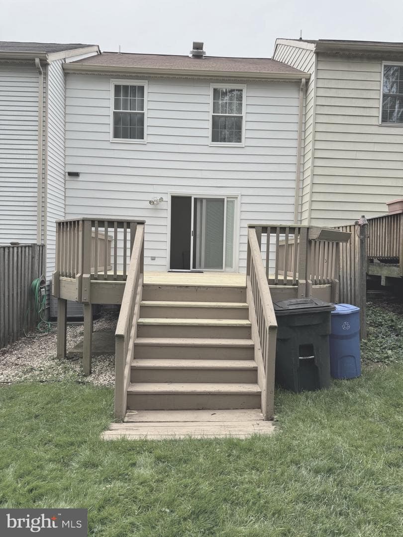 1717 Chesterfield Square photo 3