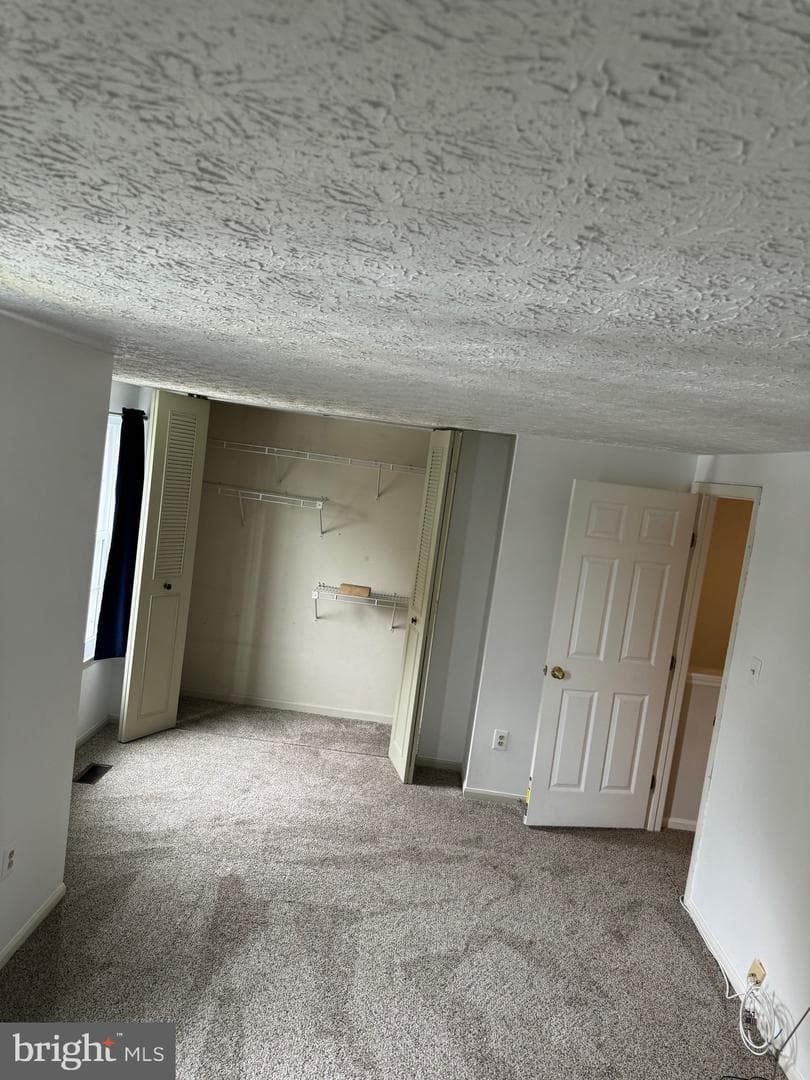 1717 Chesterfield Square photo 33