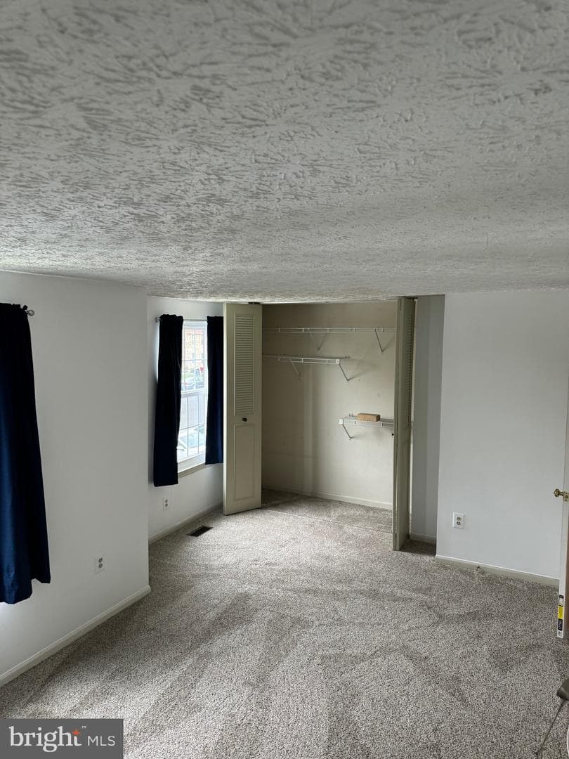 1717 Chesterfield Square photo 39