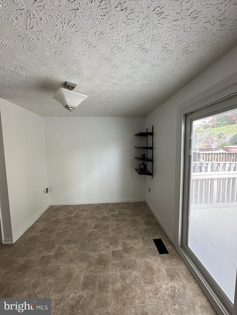 1717 Chesterfield Square photo 87