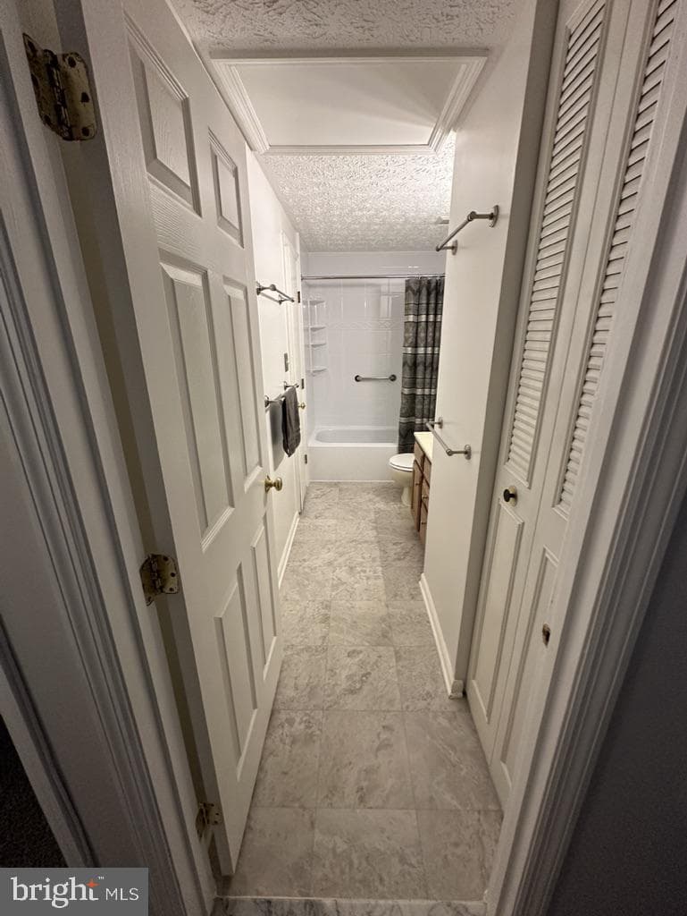 1717 Chesterfield Square photo 90