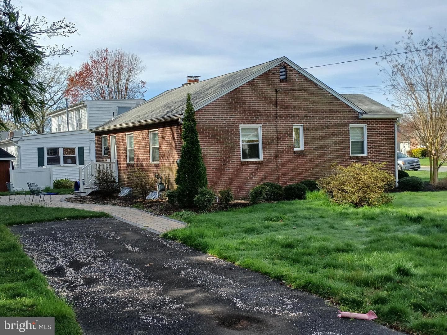 805 S Adams Street photo 2