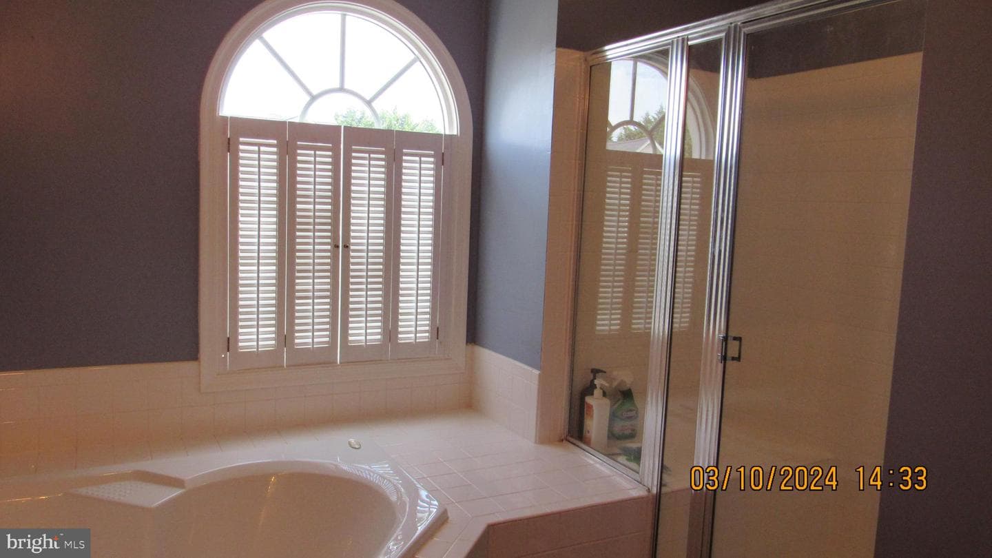 1016 Irwins Choice photo 33