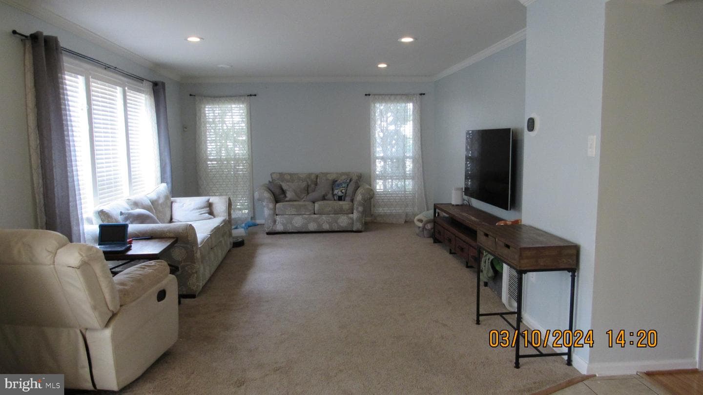 1016 Irwins Choice photo 9