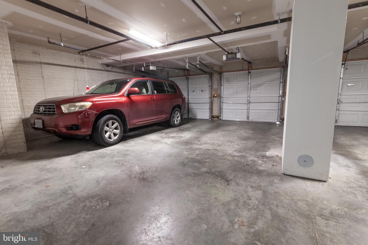 303 Willrich Circle #j photo 25