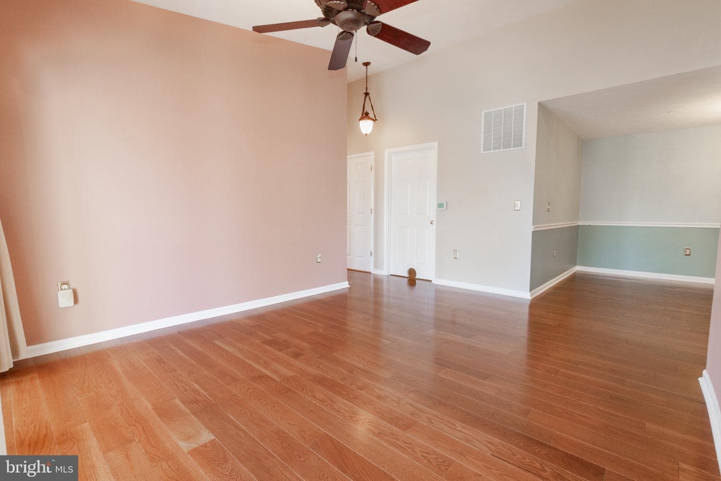 303 Willrich Circle #j photo 9