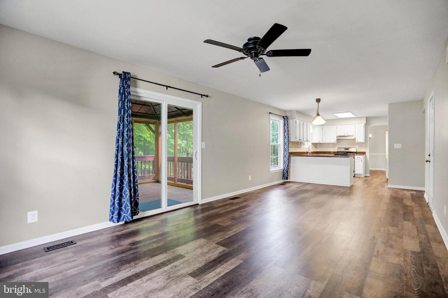 1503 Chapel Road photo 20