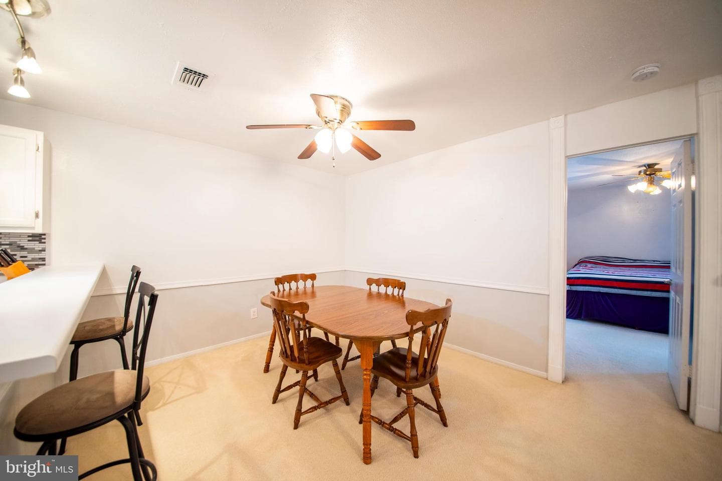 203 Yorkshire Way #203-J photo 6