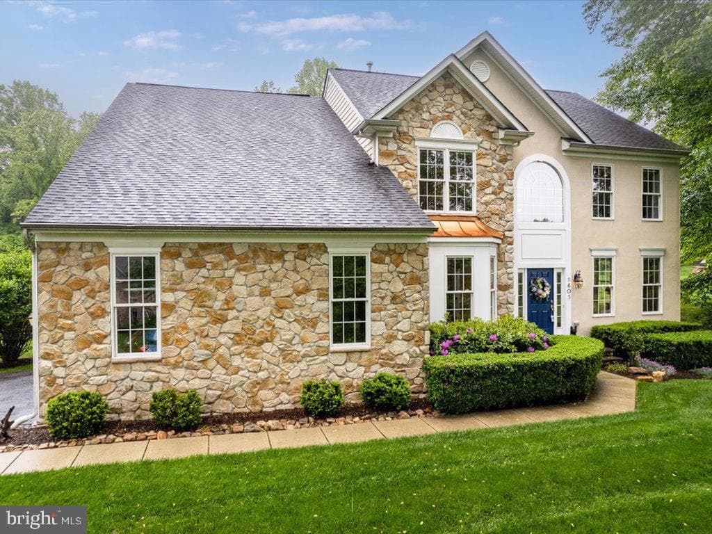 1803 Morning Brook Drive photo 4