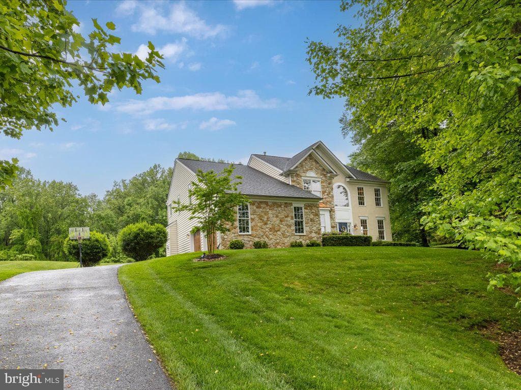 1803 Morning Brook Drive photo 6