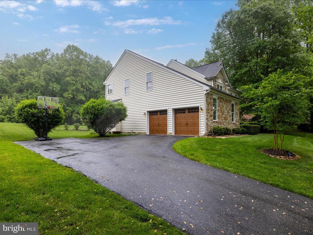 1803 Morning Brook Drive photo 9