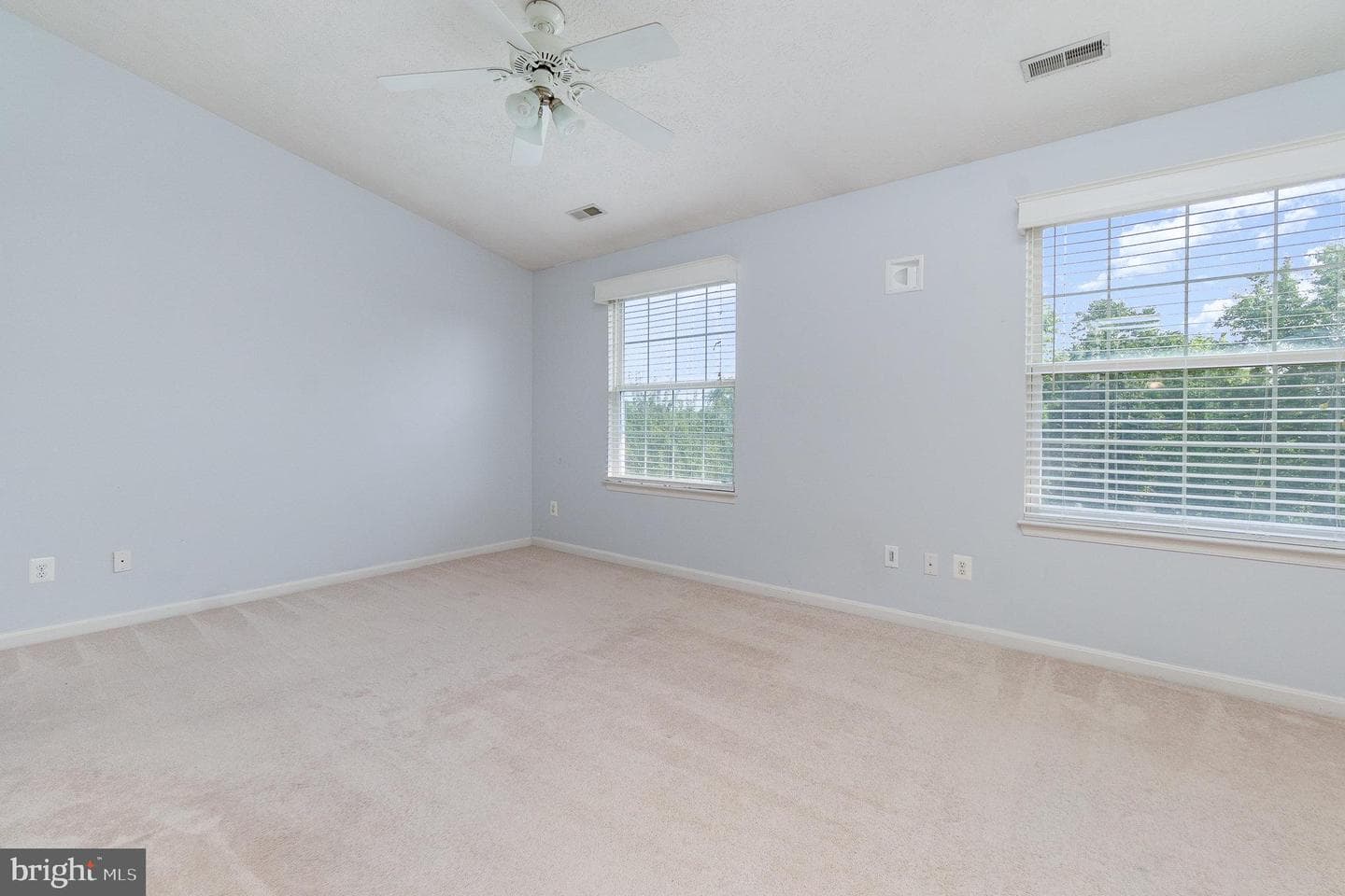 511 Green Valley Court photo 11