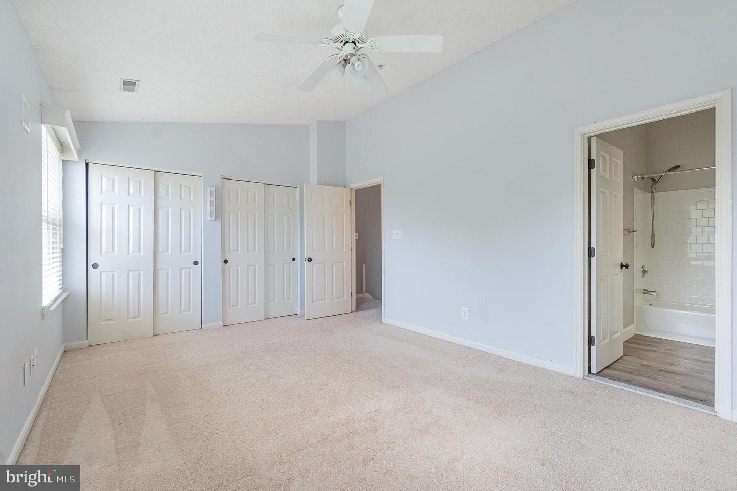 511 Green Valley Court photo 12