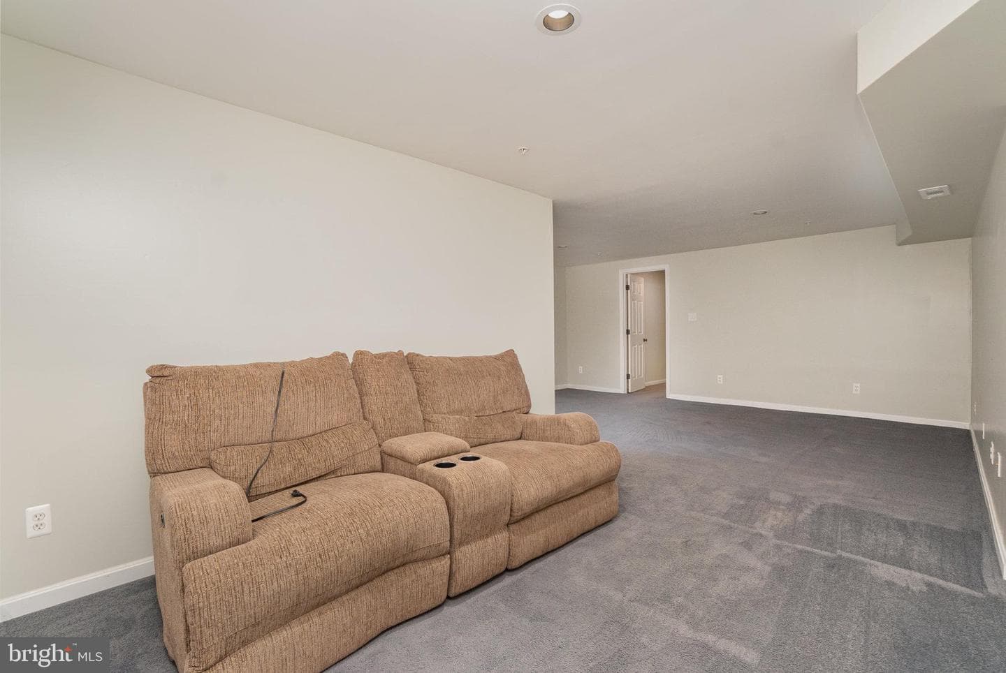 511 Green Valley Court photo 20