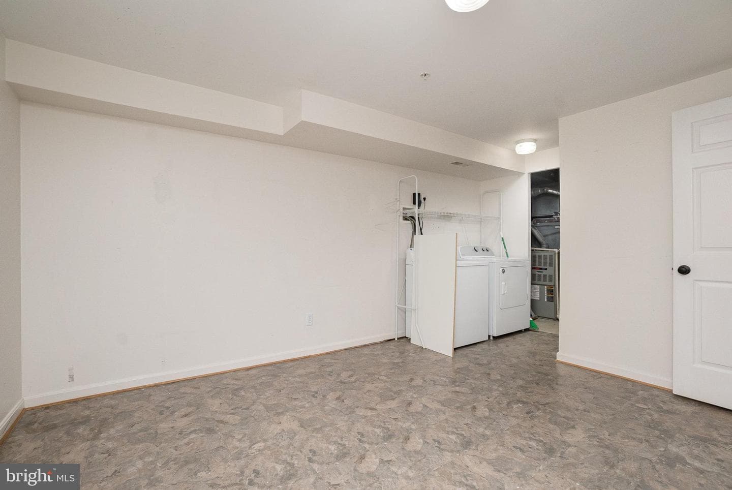 511 Green Valley Court photo 22