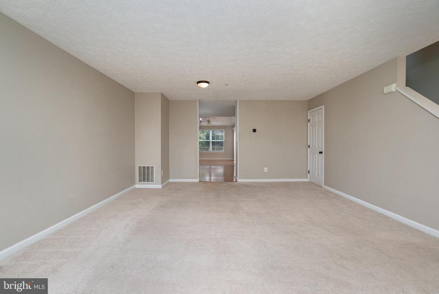 511 Green Valley Court photo 5
