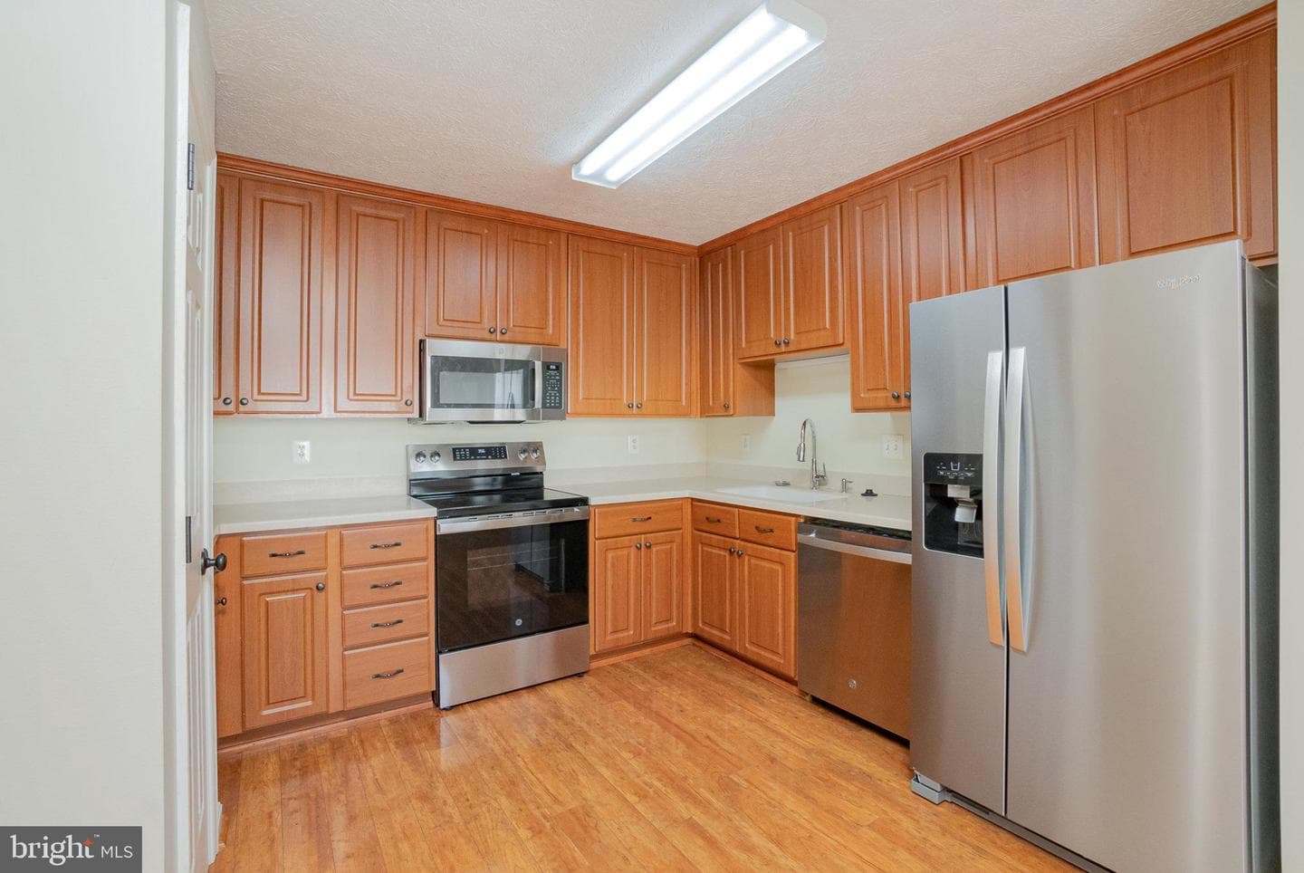 511 Green Valley Court photo 8