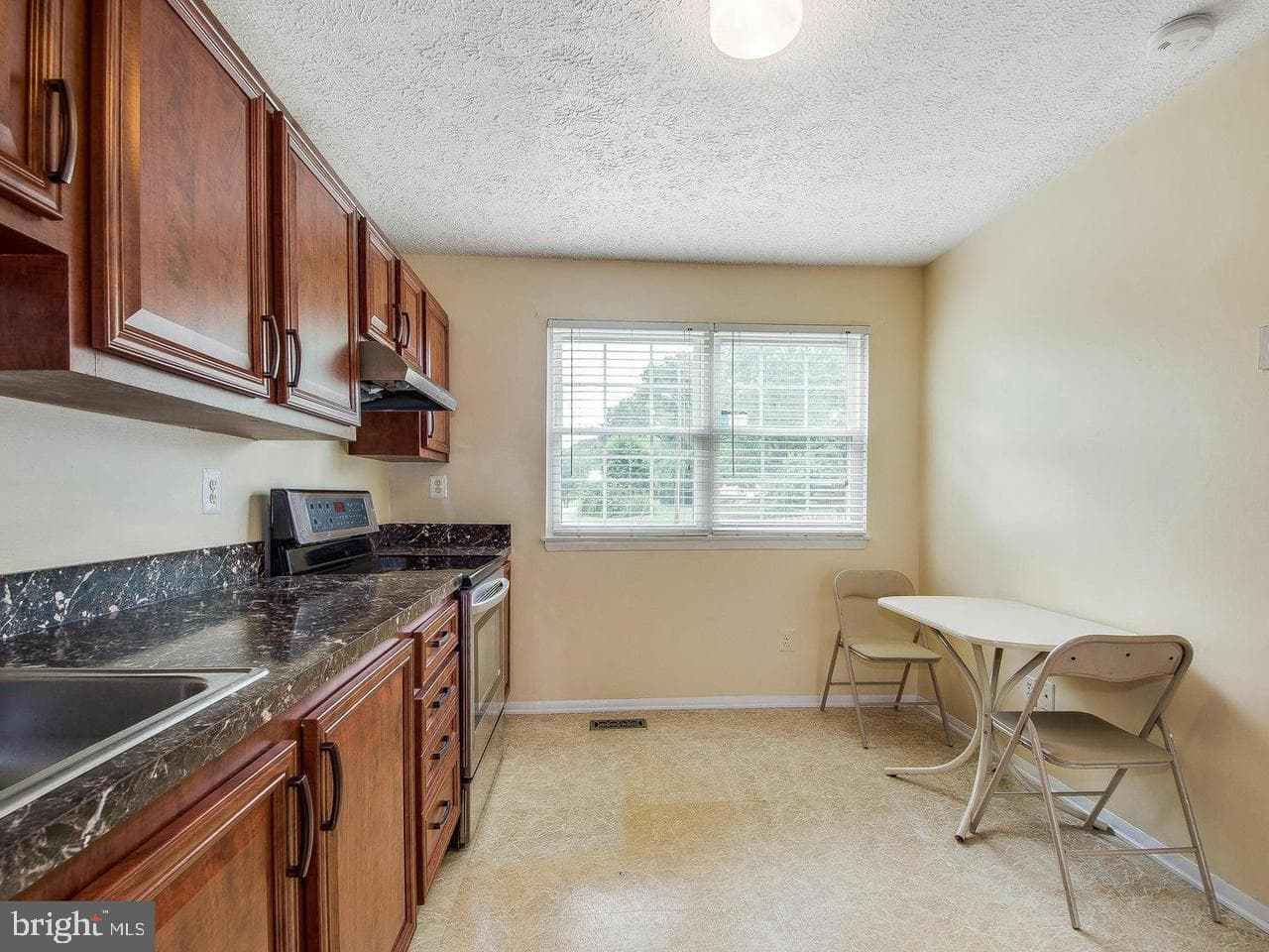 401 Liberty Court photo 12