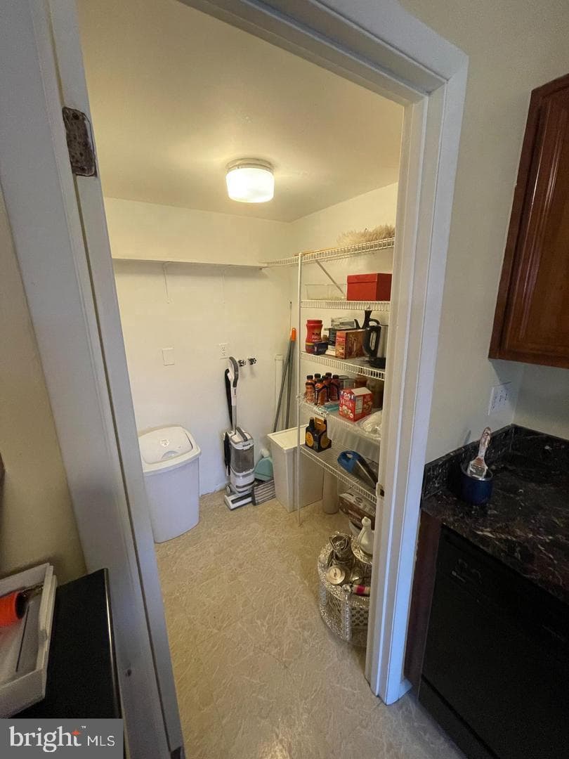 401 Liberty Court photo 13