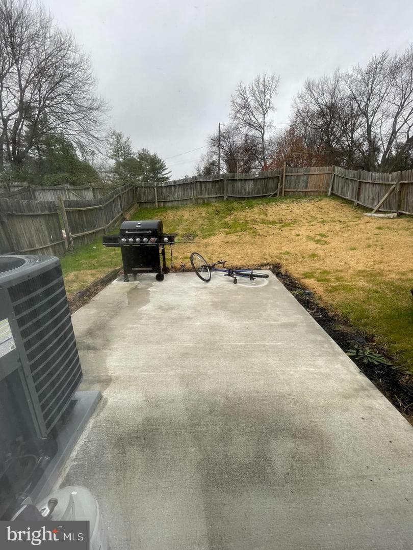 401 Liberty Court photo 23