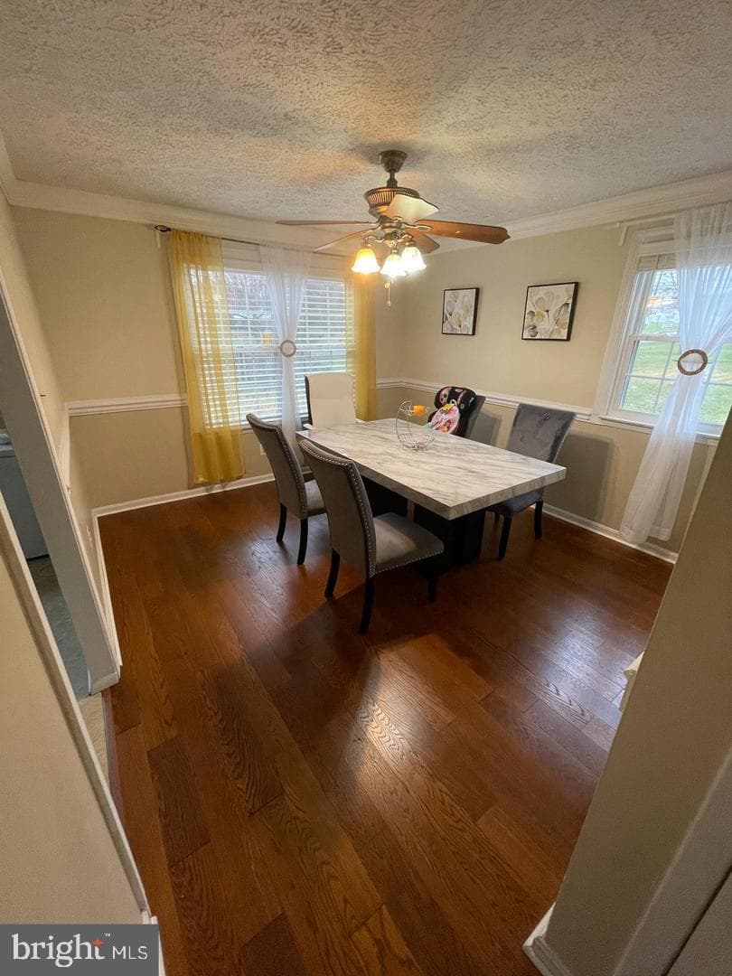 401 Liberty Court photo 8
