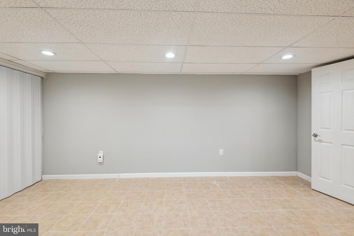 400 Stoney Terrace photo 23