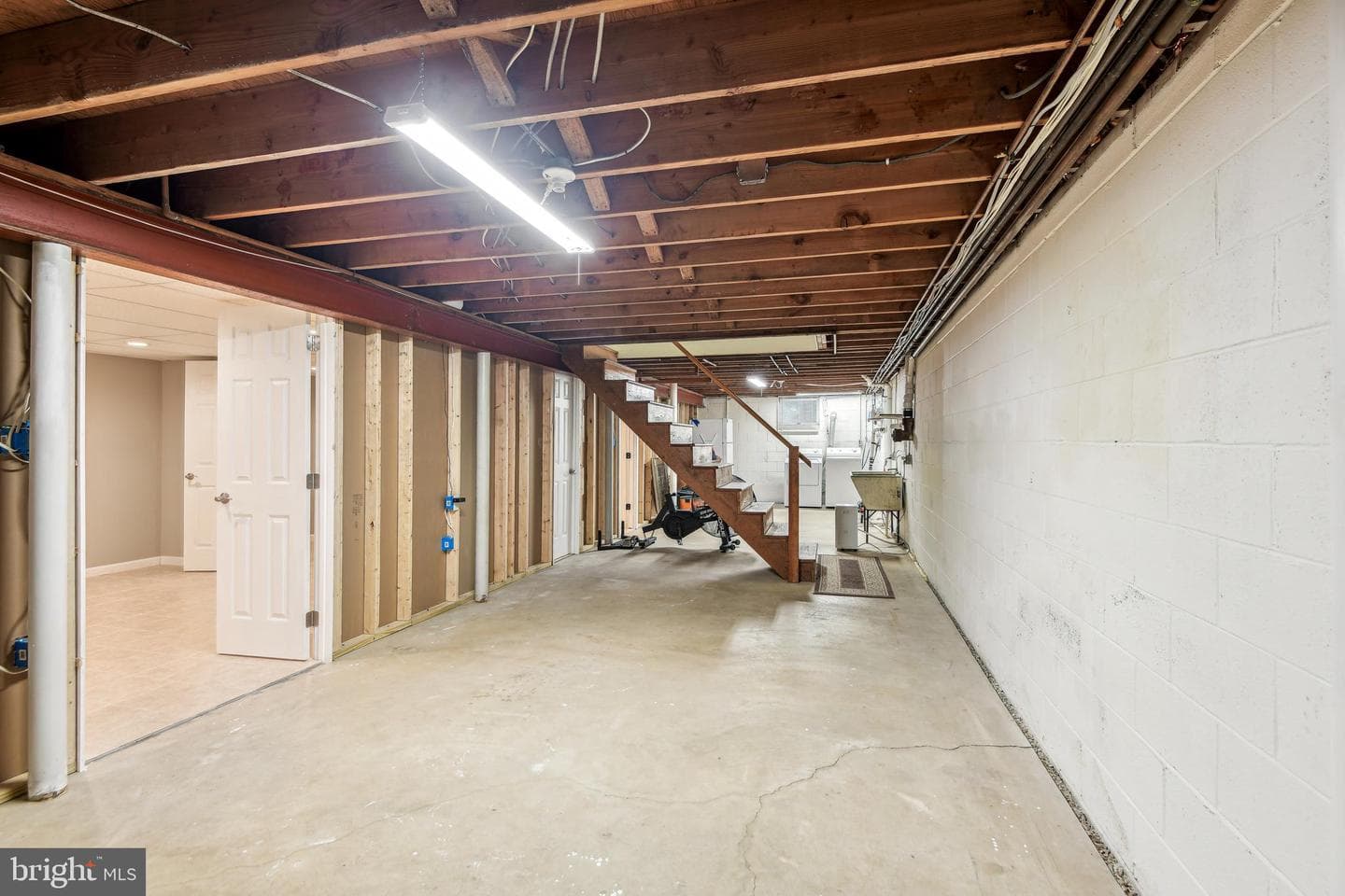 400 Stoney Terrace photo 25