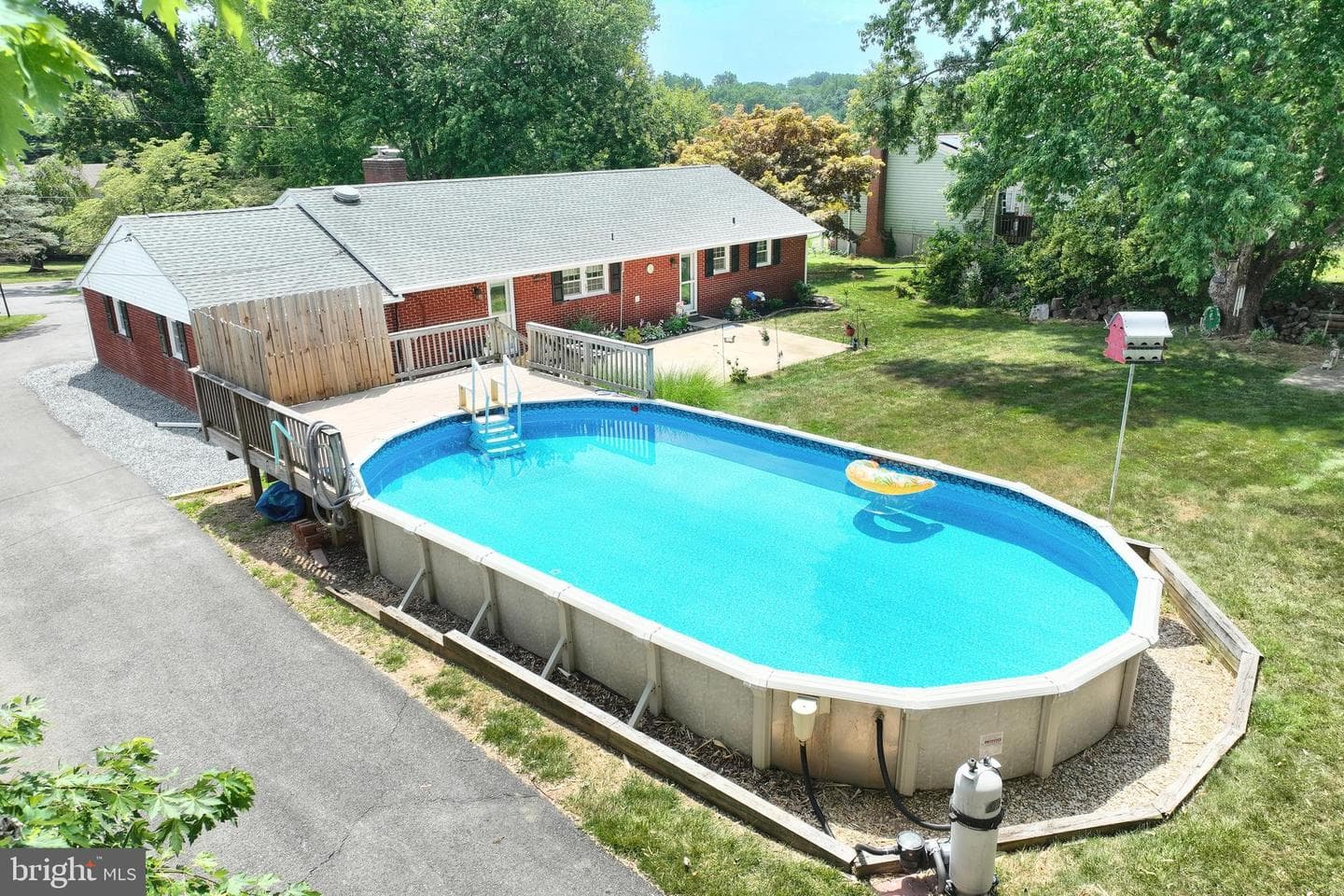 1511 Ryan Road photo 4