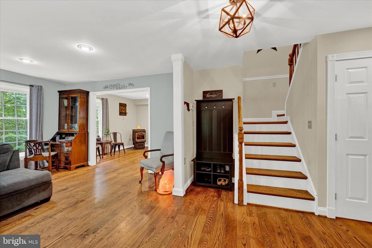 1948 Youngston Road photo 6