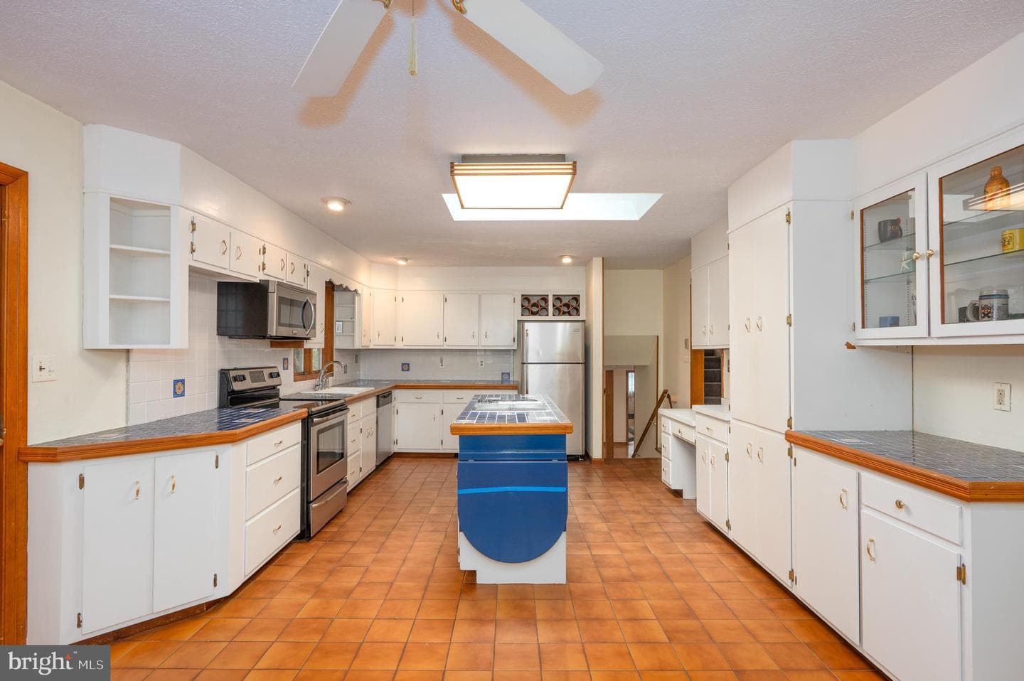 2005 Montford Drive photo 19