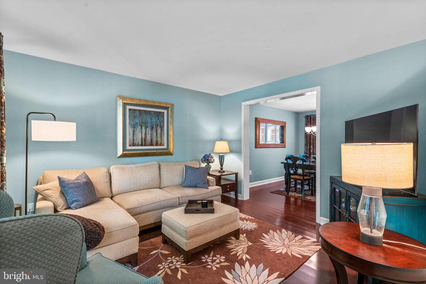 519 Inglewood Road photo 3