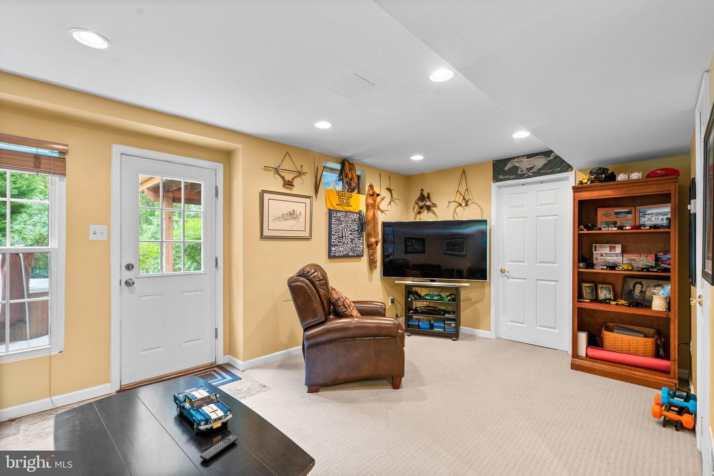 519 Inglewood Road photo 34