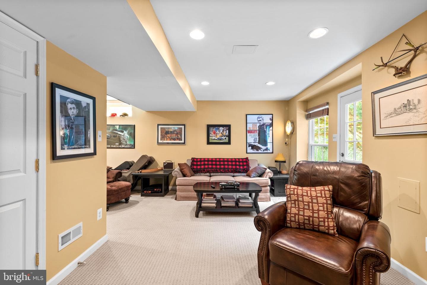 519 Inglewood Road photo 36